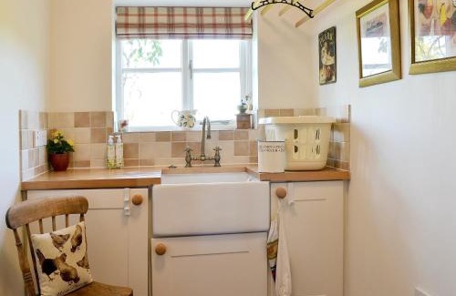 Padeswood Casa | Woodhouse Cottage