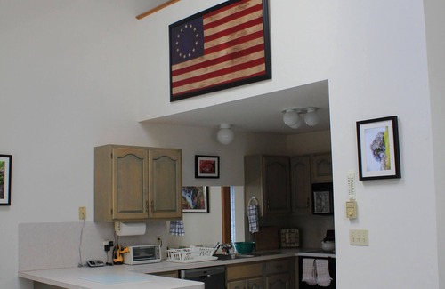 Hawley Casa | Woodland Blue Chalet Retreat