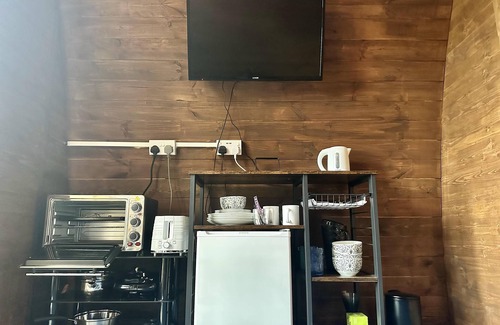 Grantham Cabina | Woodland camping pod with use of campsite bathroom