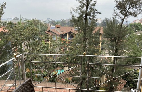 Kilimani Apartamento | Woodmere Grand Hotel