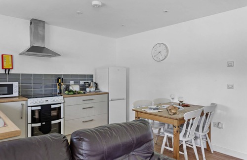 Somerton Cabina | Woodpecker Lodge, Redlake Farm