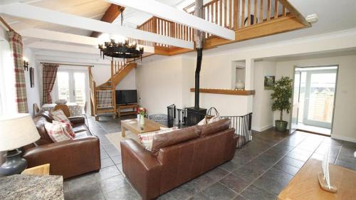 Parkmill Casa | Woodside