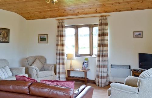 Penybont Casa | Woodside Lodge - Hw7520