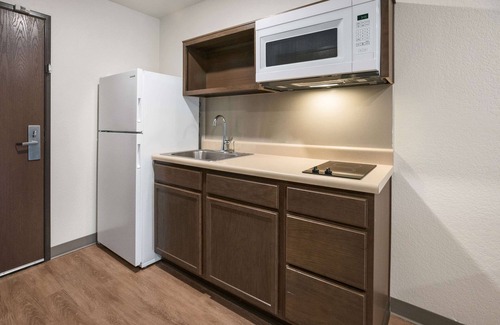 Sulphur Hotel | WoodSpring Suites Sulphur - Lake Charles