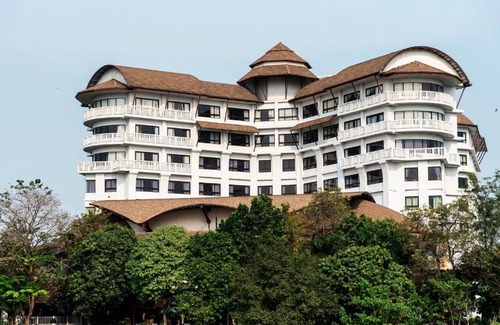 Samphao Lom Hotel | Woraburi Ayutthaya Resort & Spa By The River