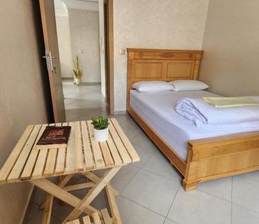 Anza Apartamento | Work and Surf Flat Fast WiFi Walk to Beach