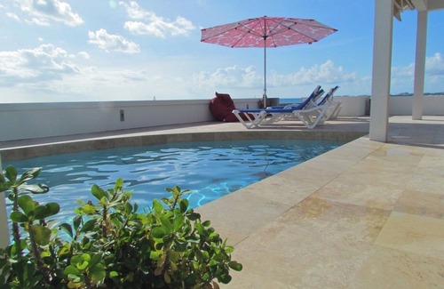Pelican Key Villa | ¡GUAUU! ¡GUAUU! ¡GUAUU!, NUEVA VILLA LIBRE` impresionante por dentro y por fuera!