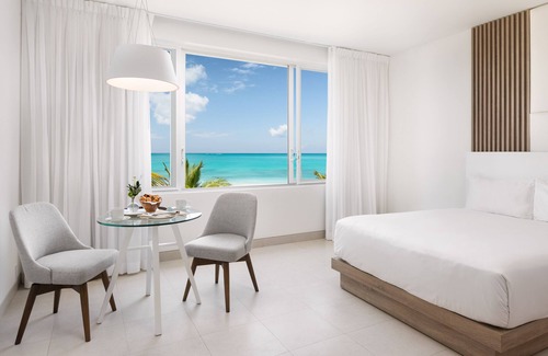 Grace Bay West Complejo | Wymara Resort and Villas