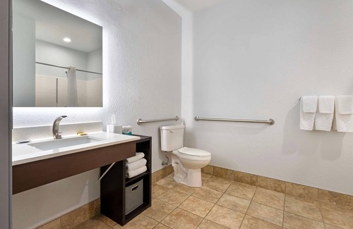 Appleton Hotel | Best Western Plus Appleton Airport/Mall Hotel