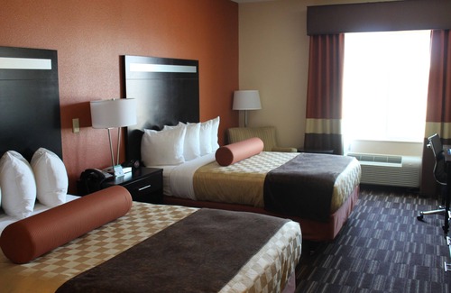 Lancaster Hotel | Wyndham Garden Lancaster CA