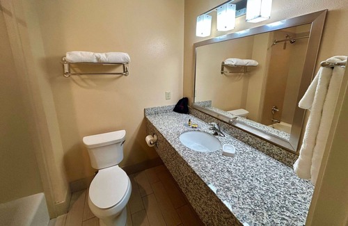 Lancaster Hotel | Wyndham Garden Lancaster CA