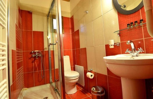 Synikia Mesi Trikalon Casa | XENIOS ZEYS (ΞΕΝΙΟΣ ΖΕΥΣ)