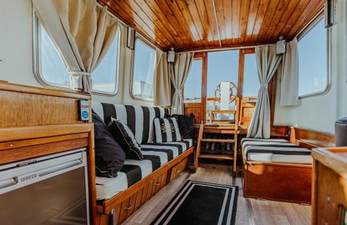 Uniescie Alquiler De Eote | Yacht Hotel - Boat - pedal boat, motorboat FREE