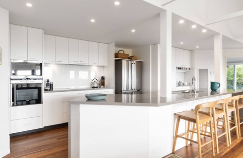 Red Hill Casa | 'Yambanool' Red Hill Escape