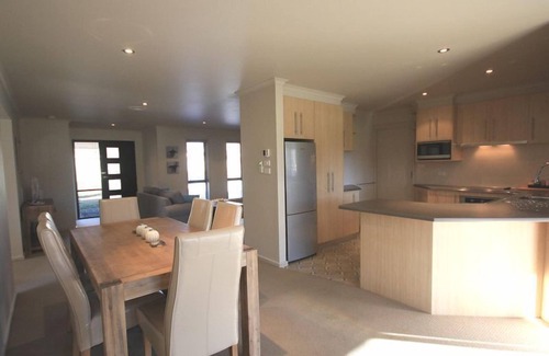 Yass Casa | Yass Valley Stays - Estancias cortas independientes