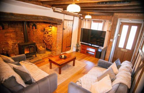 Crawley City Centre Casa | Ye Olde Cottage