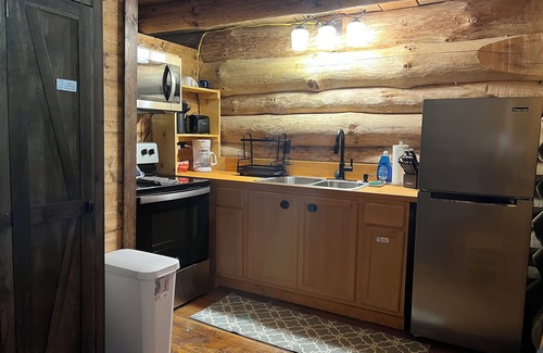 Stendal Cabina | Yellow Banks Log Cabin With Waterfront Views