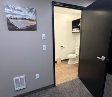 Ipswich Hotel | Yellowstone Motel