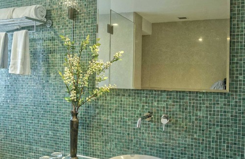 Navi Mumbai Hotel | Yogi Executive, Navi Mumbai