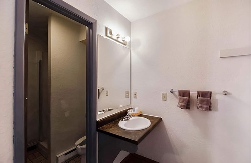 Cheyenne Wells Casa | You Found It! 3 Great Units, Pet-Friendly, Near Medicine Arrow Park