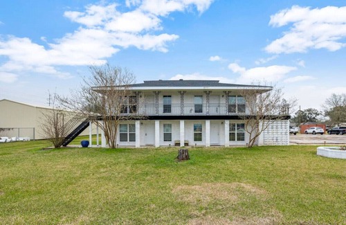 Iowa Apartamento | Your Chillax Cozy Spot to Unwind n Recharge - HAR4