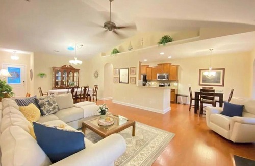 Fuquay-Varina Casa | "Your Cup of Tea", Spacious Three Bedroom