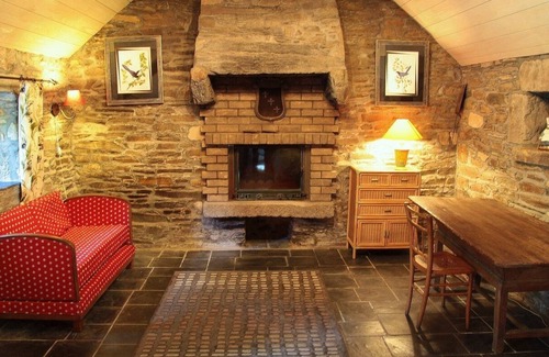 Saint-Urbaine Casa | Mansión - Saint-urbain