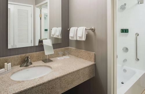 Bridle Trails Complejo | Your Home Away From Home! Pet-Friendly, Near Seattle Asian Art Museum