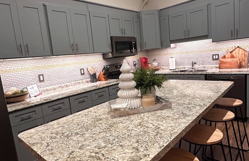 Friendship Casa | Your Home Away from Home in Friendship – 3 Bedrooms, Fireplace & More!