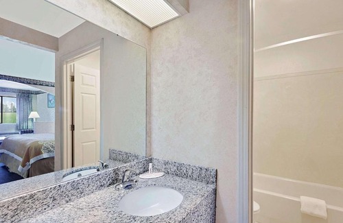 Millington Hotel | Your Place Inn