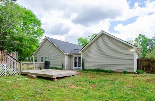 Griffin Casa | Your Quiet Escape in Locust Grove - Sleeps 6