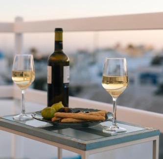 Megalochori Apartamento | Yposkafon Concept Two-Bedroom Villa with Private Jacuzzi and Hamam