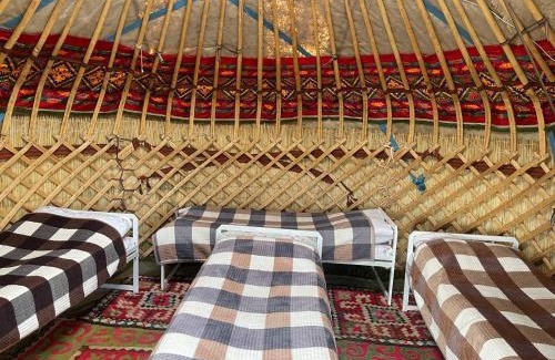 Naryn Region Cabina | Yurt Camp Erlan at Song Kol Lake
