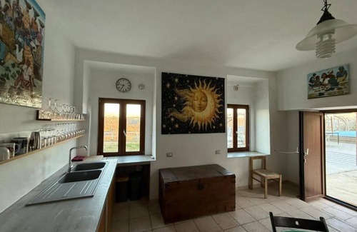 Giuliano Teatino Complejo | Casa de campo de piedra napoleónica ideal para mascotas y niños con amplia zona verde cercada