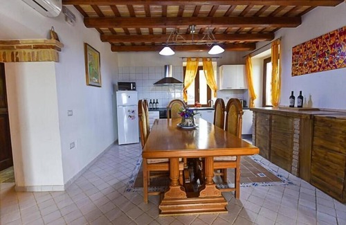 Giuliano Teatino Complejo | Casa de campo de piedra napoleónica ideal para mascotas y niños con amplia zona verde cercada