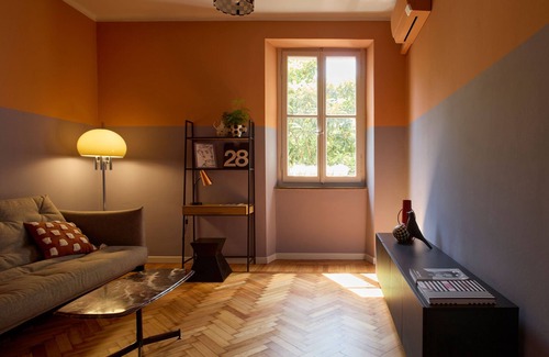 Udine Apartamento | Zelda. In the center of Udine charming apartment of 1930s architecture.