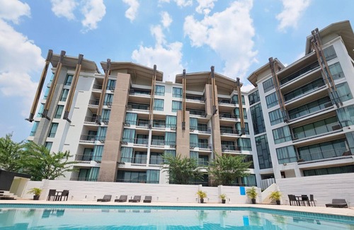 Mu Si Condominio | Zen Next Condo Khao Yai by ZV