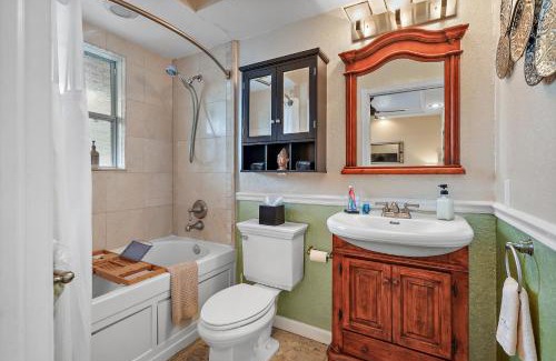 St. Petersburg Apartamento | Zen Oasis Chic 1Bd Steps to DTSP