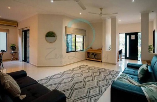 Bayview Casa | Zenhouse (Bayview) 4BR Luxury Family Home Pool/BBQ