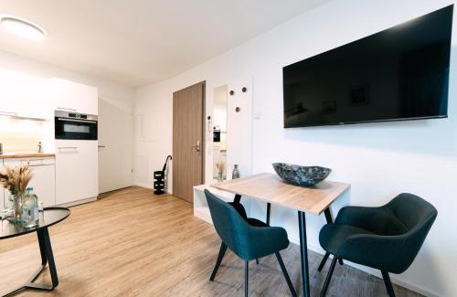 Metzingen Apartamento | ZENtrahome - Zentral Outlet Business SmartTV Balkon