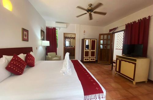 Centro Hotel | Zihil Ha by OÜRS