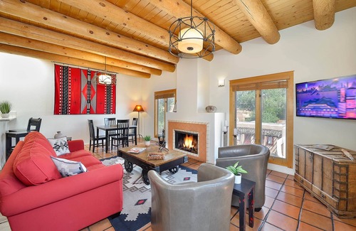 Downtown Santa Fe Hotel | Zona Rosa 77, Santiago