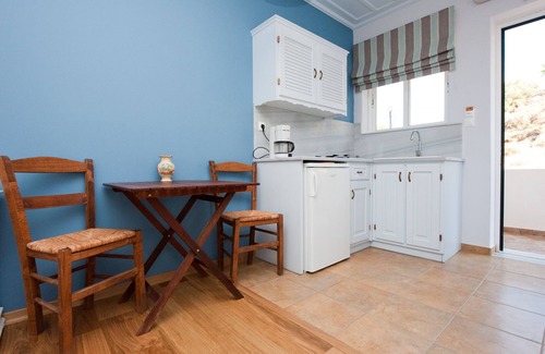 Limnos Casa | Zorbas Volissos Apartments Chios