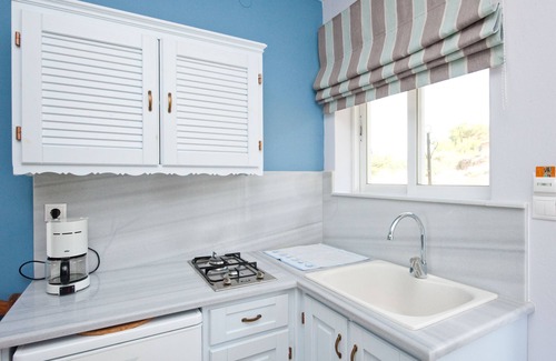 Limnos Casa | Zorbas Volissos Apartments Chios