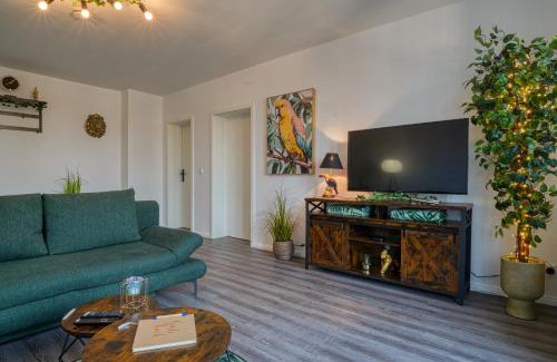 Ostorf Apartamento | Zuarin Seeblick - Ganzes Apartment direkt am Schlossgarten von Schwerin mit Dschungelfeeling