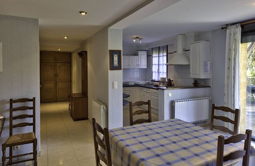 Sarlat-la-Caneda Apartamento | 5 minutes from Sarlat. Country apartment for 4 to 5 people