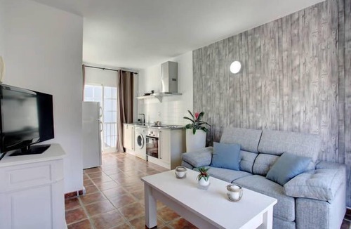 Ojen Apartamento | Alojamientos Monteverde