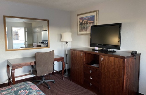 Farmington Hotel | Travelodge by Wyndham Farmington Hwy 64