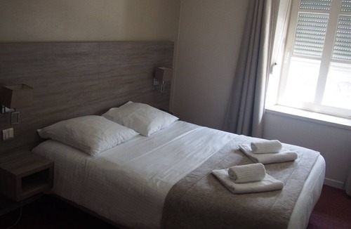 Givet Hotel | Hôtel Le Roosevelt