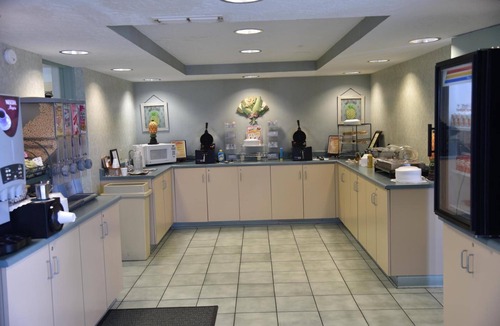 Union City Hotel | Hospitality House Union City I 69 / US 51